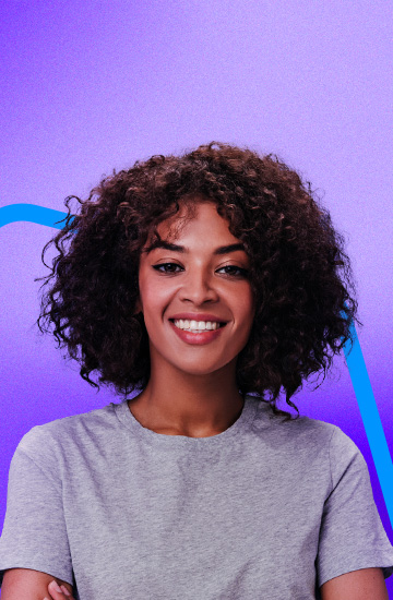 Moa com um sorriso, pensando na realizao dos sonhos.